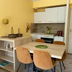 Calme Et Confort A Avec Terrasse Et Parking - Fr-1-432-73 *